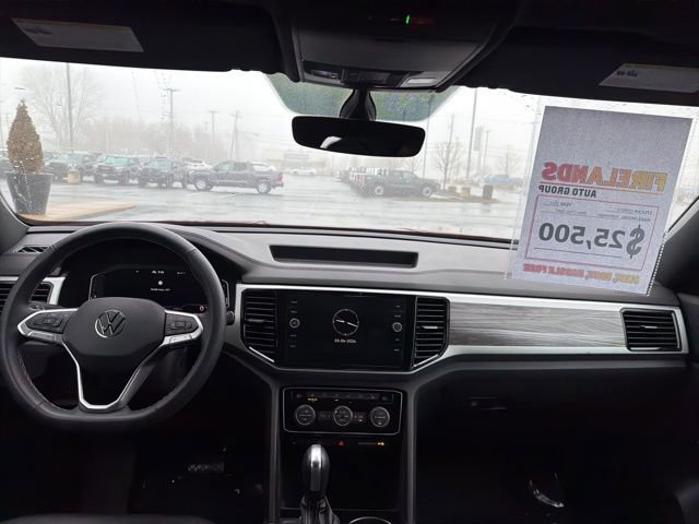 Used 2022 Volkswagen Atlas Cross Sport SE image 11