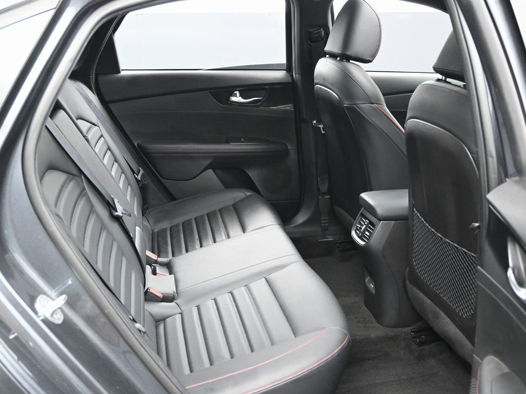 Used 2022 Kia Forte GT image 33