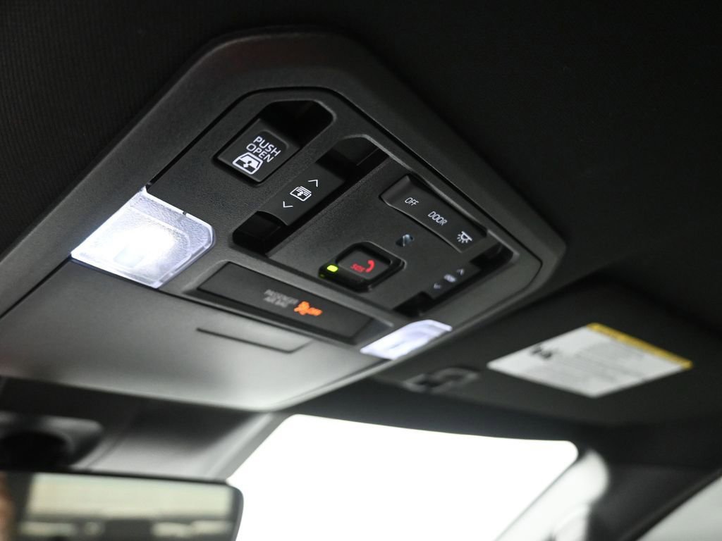 Used 2025 Toyota Tundra Limited w/ Power Package image 12