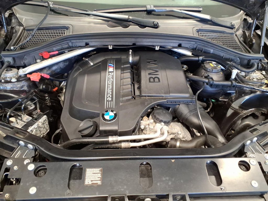 Used 2018 BMW X4 M40i image 22