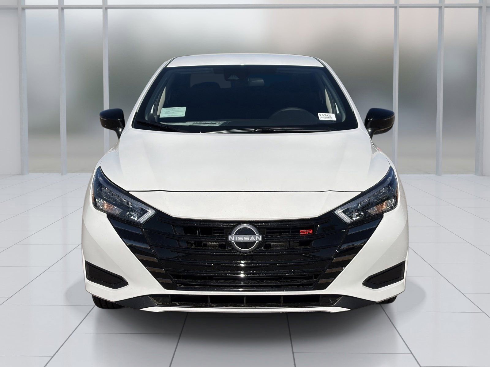 New 2025 Nissan Versa SR w/ Trunk Package image 9