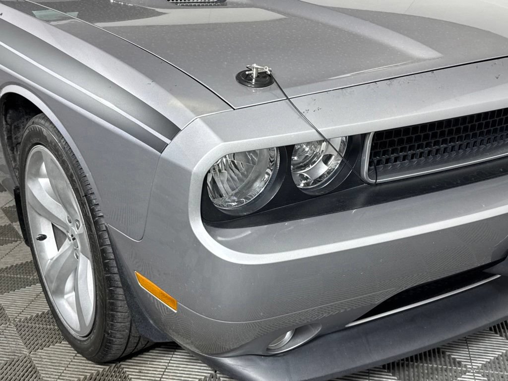 Used 2014 Dodge Challenger R/T w/ Sound Group II RWD image 6