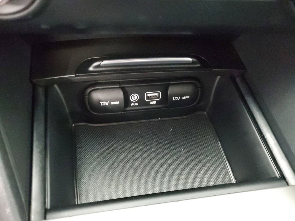 Used 2020 Kia Optima LX image 18