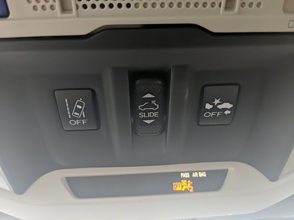 Used 2024 Subaru Forester Premium AWD/4WD image 31