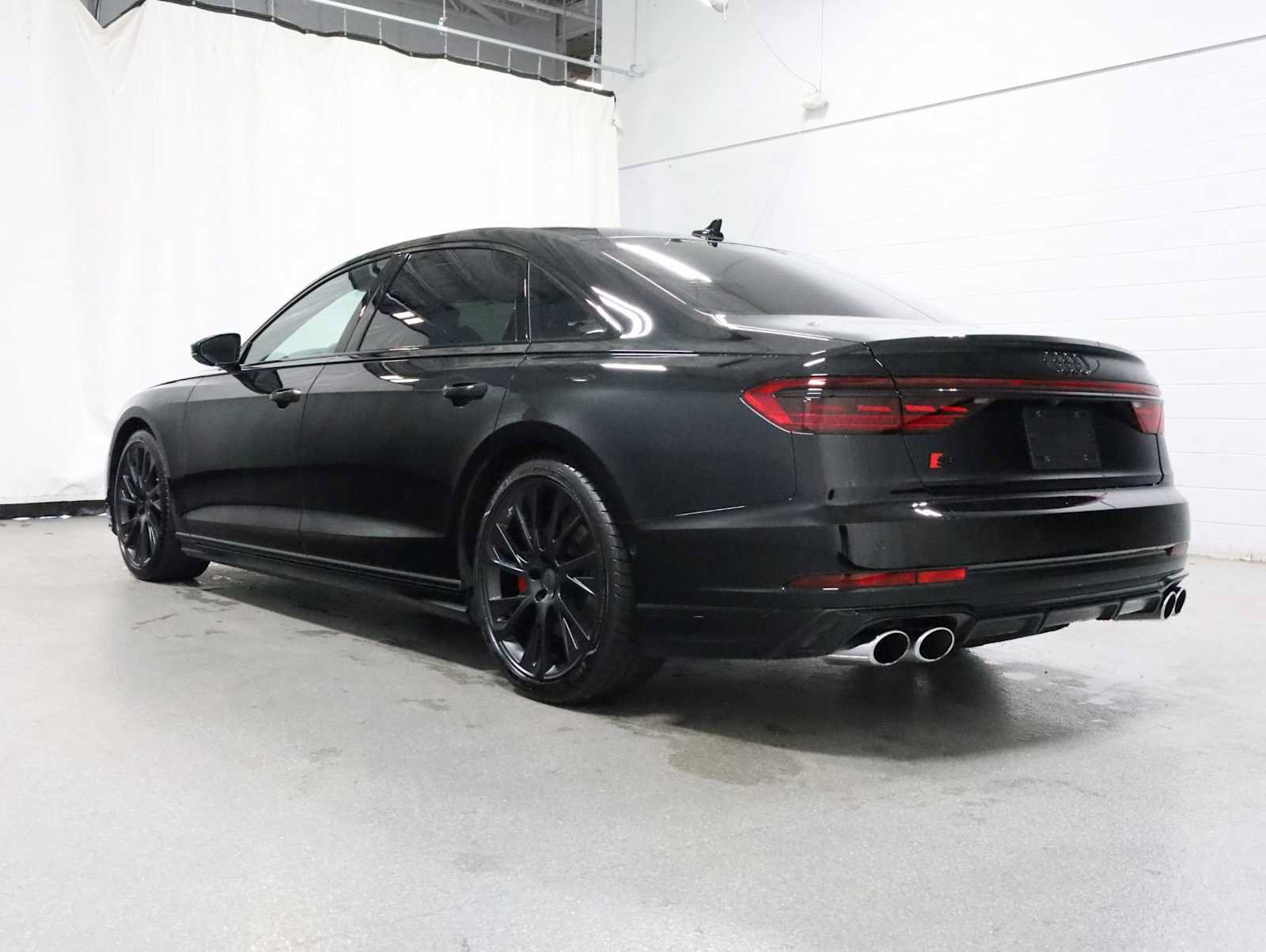 Used 2026 Audi S8 AWD/4WD image 3