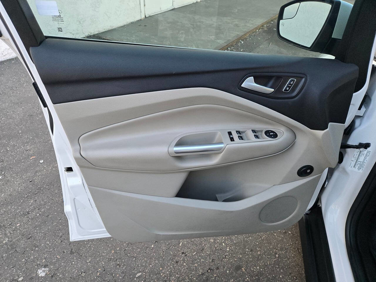 Used 2013 Ford C-MAX Energi SEL image 20