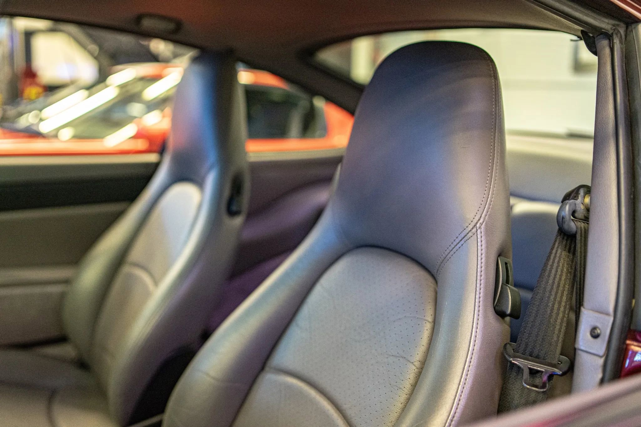 Used 1998 Porsche 911 Carrera 4S image 4