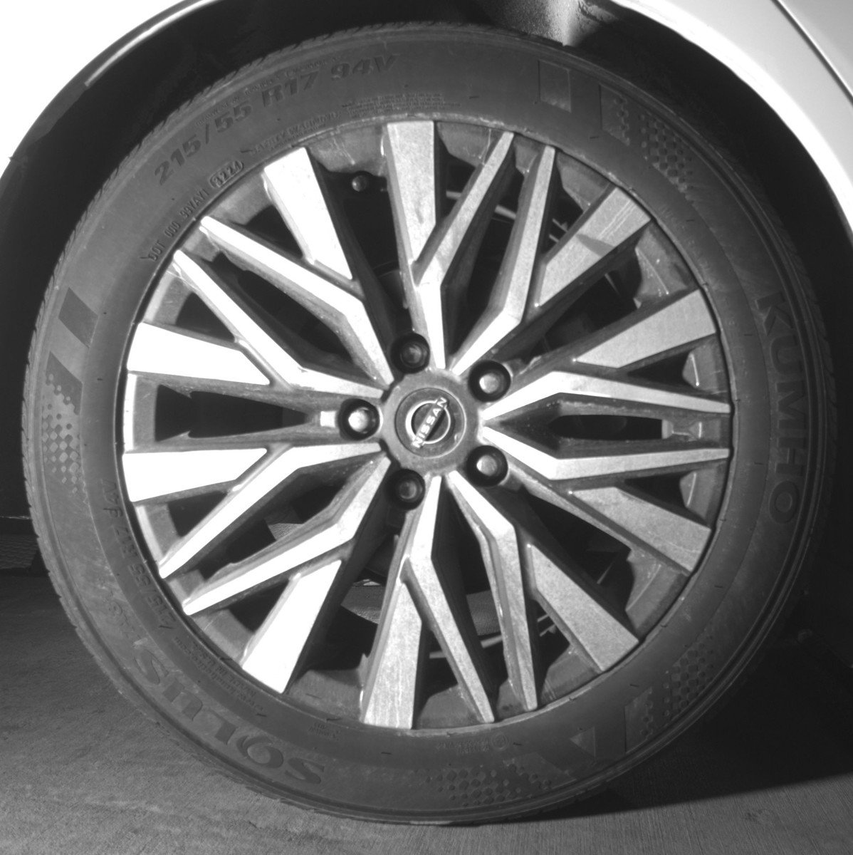 Used 2025 Nissan Altima 2.5 SV image 15