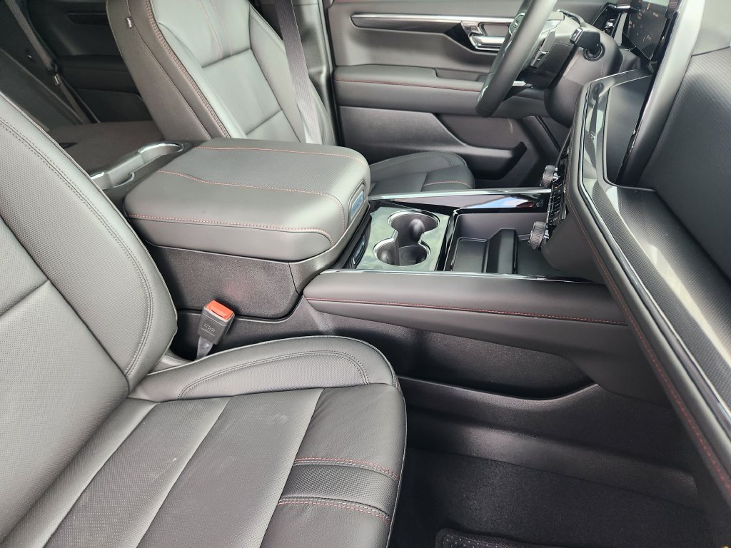 New 2026 Chevrolet Tahoe RST w/ RST Capability Package AWD/4WD image 11