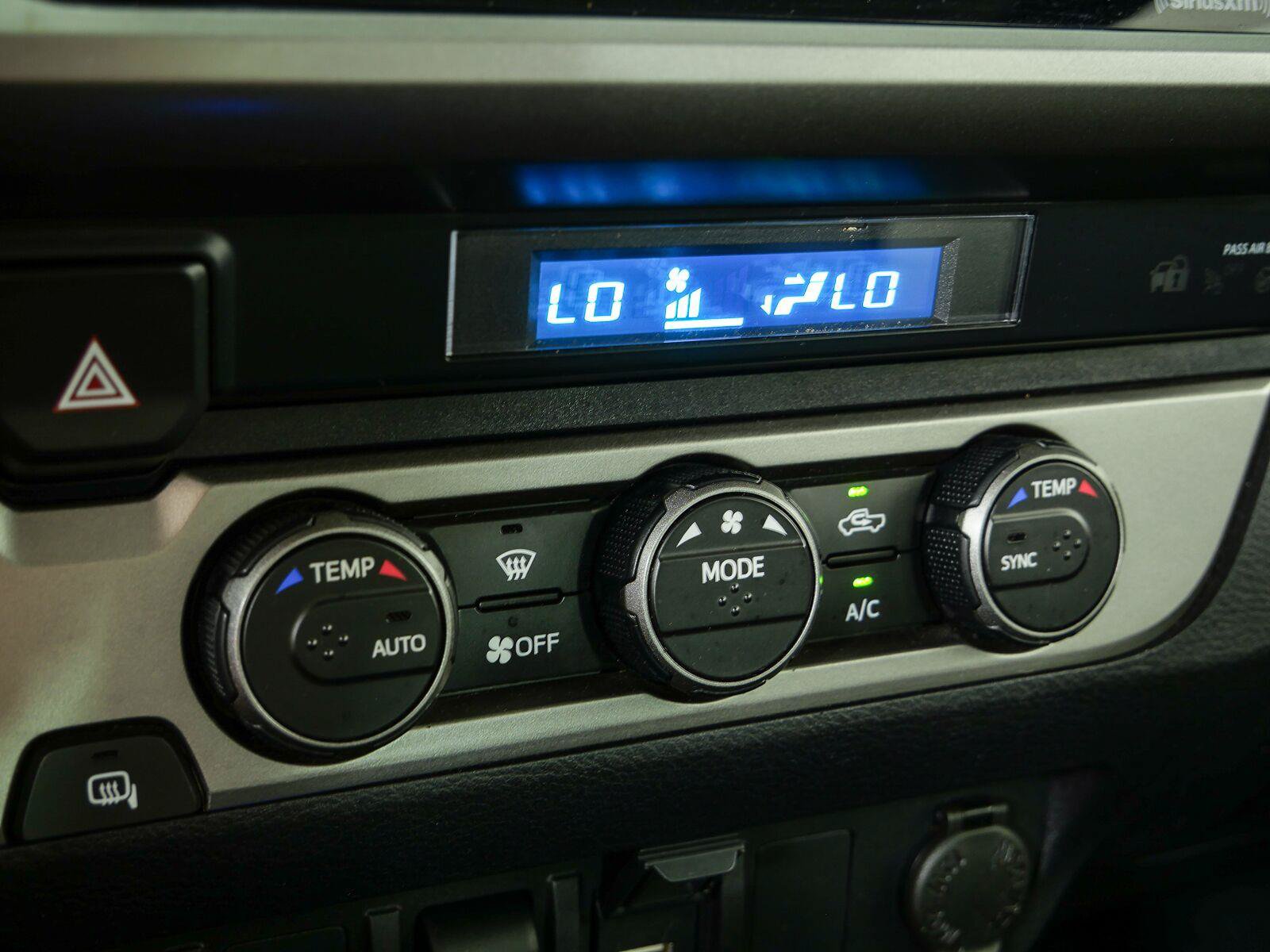 Used 2021 Toyota Tacoma SR5 RWD image 15