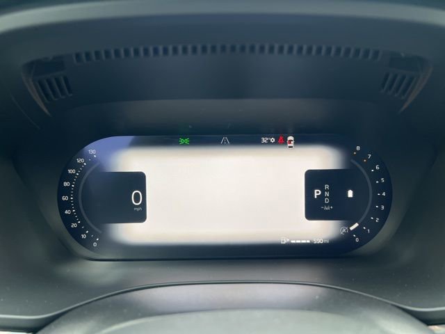 Certified 2025 Volvo XC60 B5 Plus image 33