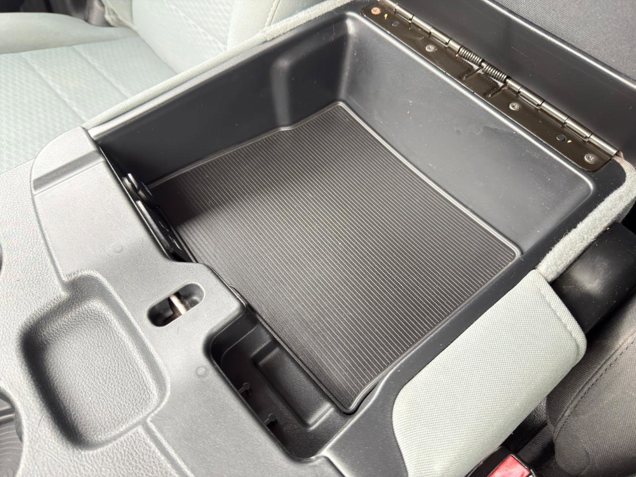 Used 2020 RAM 1500 Classic SLT image 43