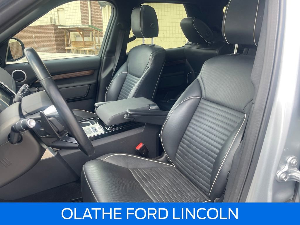 Used 2019 Land Rover Discovery HSE AWD/4WD image 9