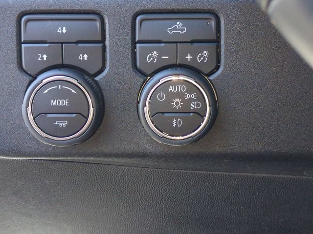 Used 2025 Chevrolet Silverado 2500 LT w/ Convenience Package AWD/4WD image 24