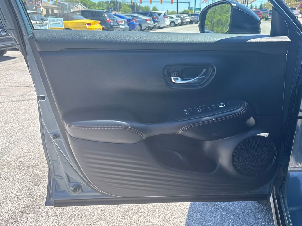 Used 2024 Honda HR-V Sport image 10