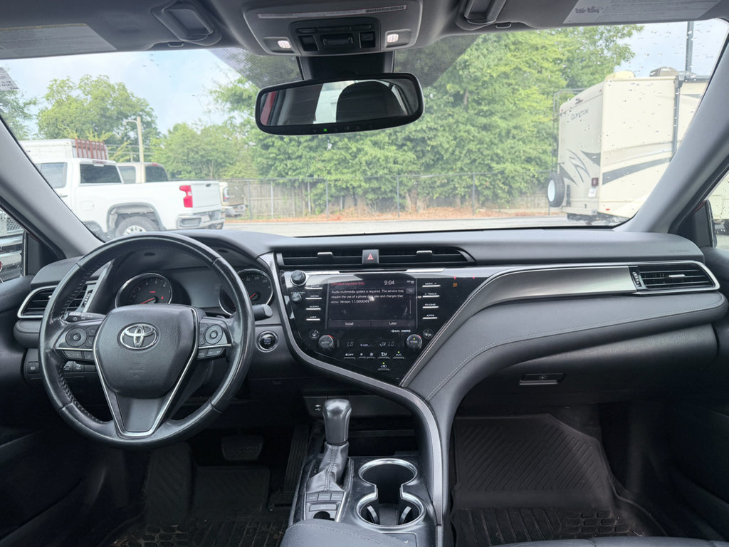 Used 2019 Toyota Camry XSE FWD image 10