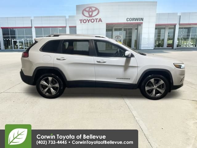 Used 2019 Jeep Cherokee Limited image 6