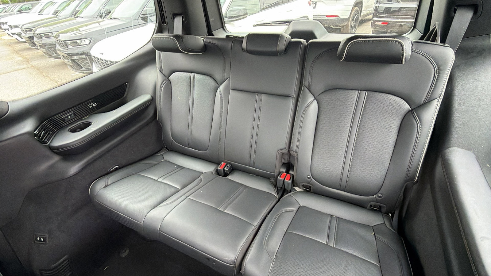 Used 2025 Jeep Grand Wagoneer Series II Obsidian w/ Quick Order Packagew 28T AWD/4WD image 26