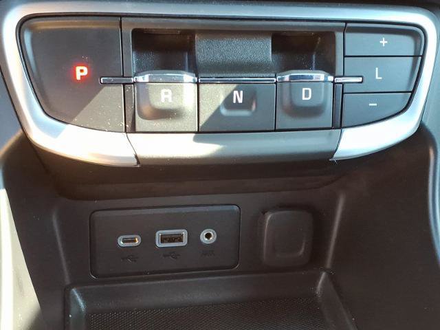 Used 2024 GMC Terrain SLE w/ Driver Convenience Package AWD/4WD image 24