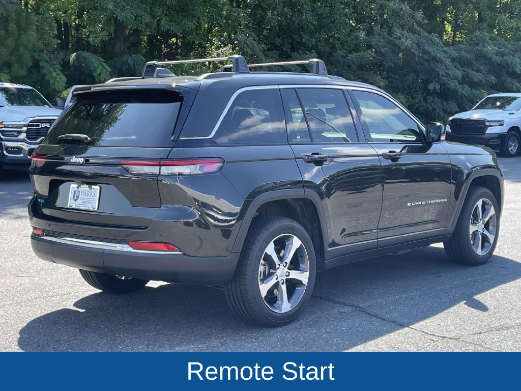 Used 2023 Jeep Grand Cherokee 4WD 4xe image 8