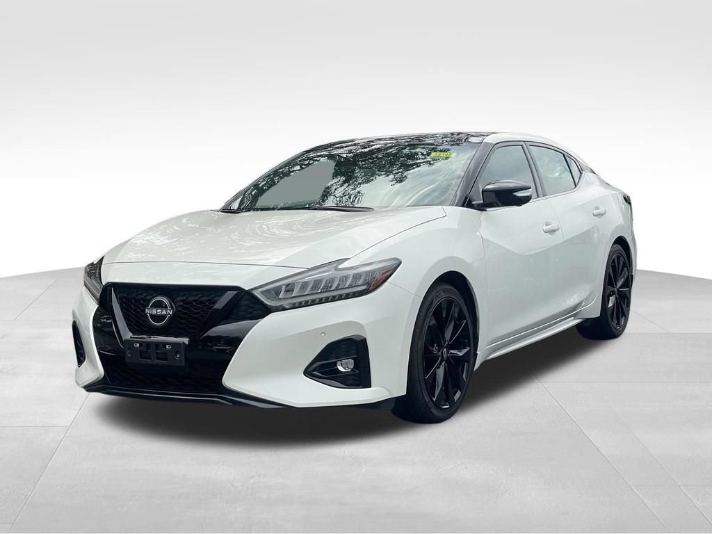 Certified 2023 Nissan Maxima SR w/ Sport Mat Group FWD image 2