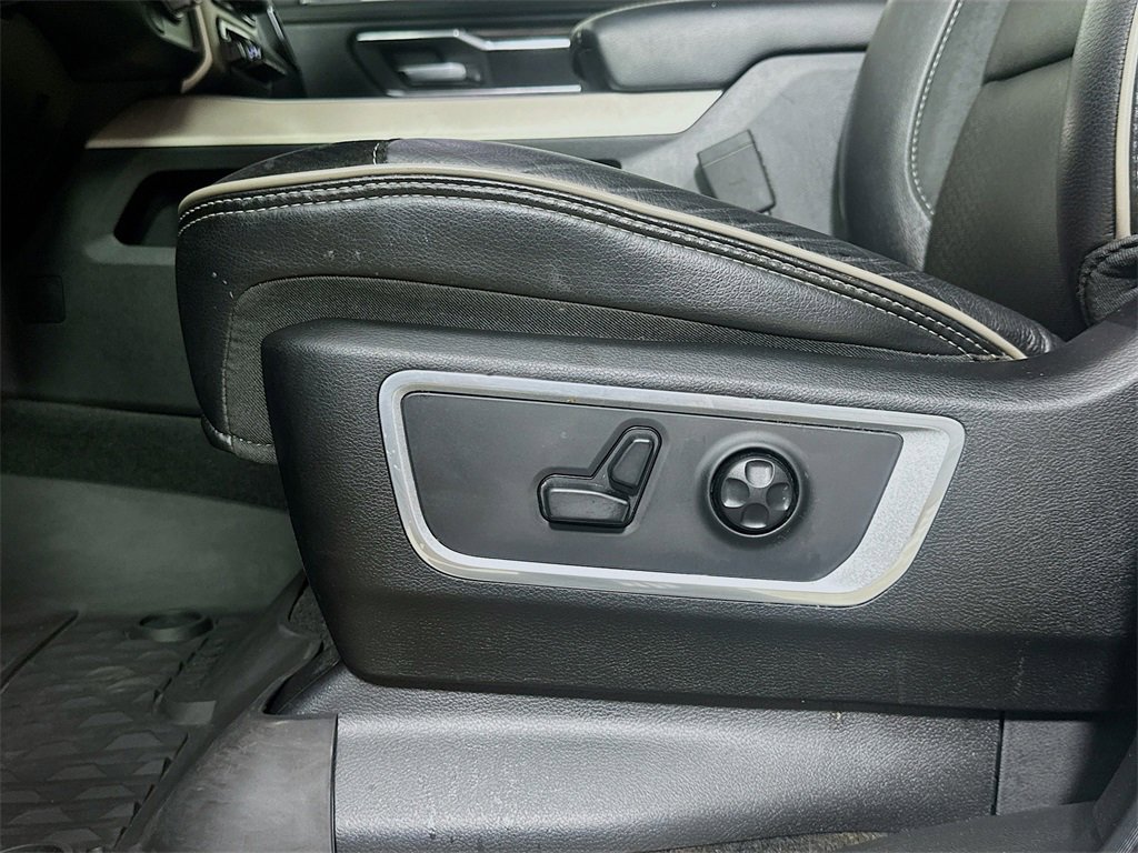 Used 2020 RAM 1500 Laramie image 22