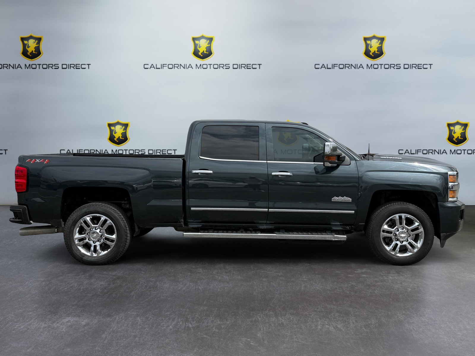 Used 2018 Chevrolet Silverado 2500 High Country w/ Duramax Plus Package AWD/4WD image 6