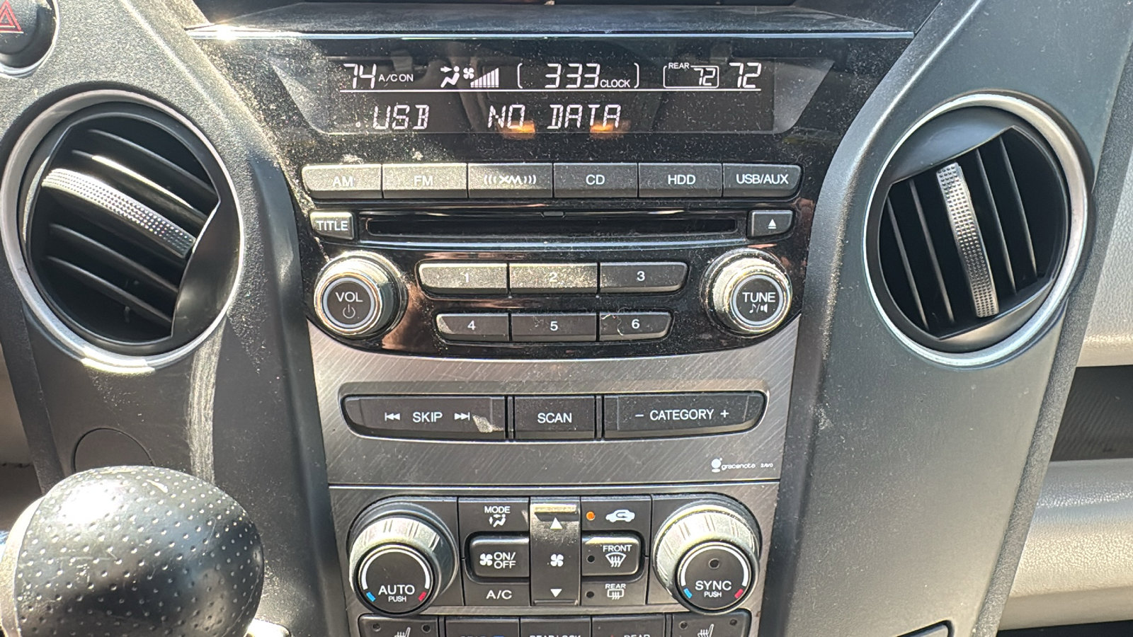 Used 2015 Honda Pilot EX-L image 14