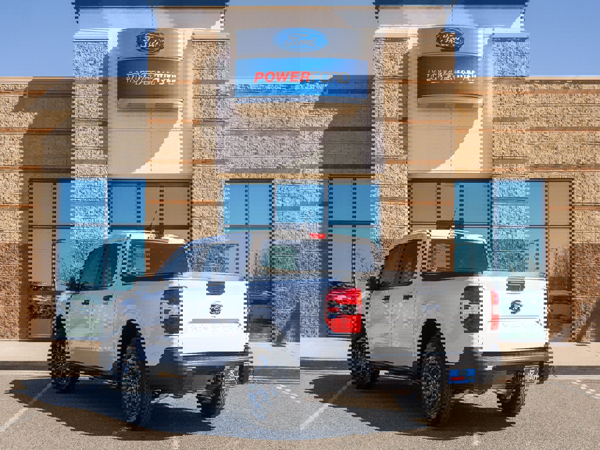 New 2026 Ford Maverick XLT image 8