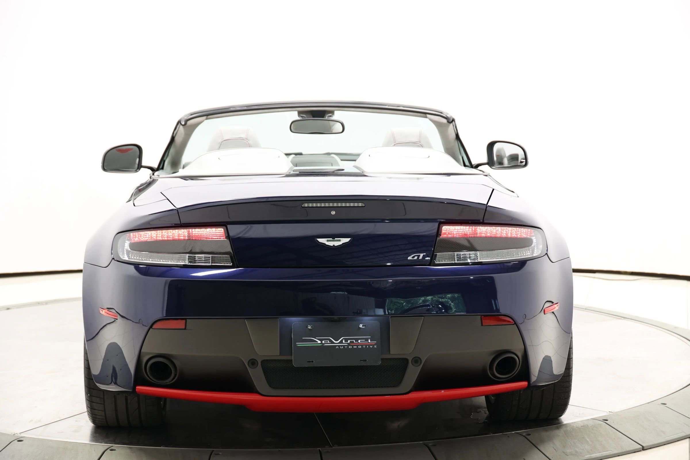 Used 2016 Aston Martin V8 Vantage GT RWD image 48