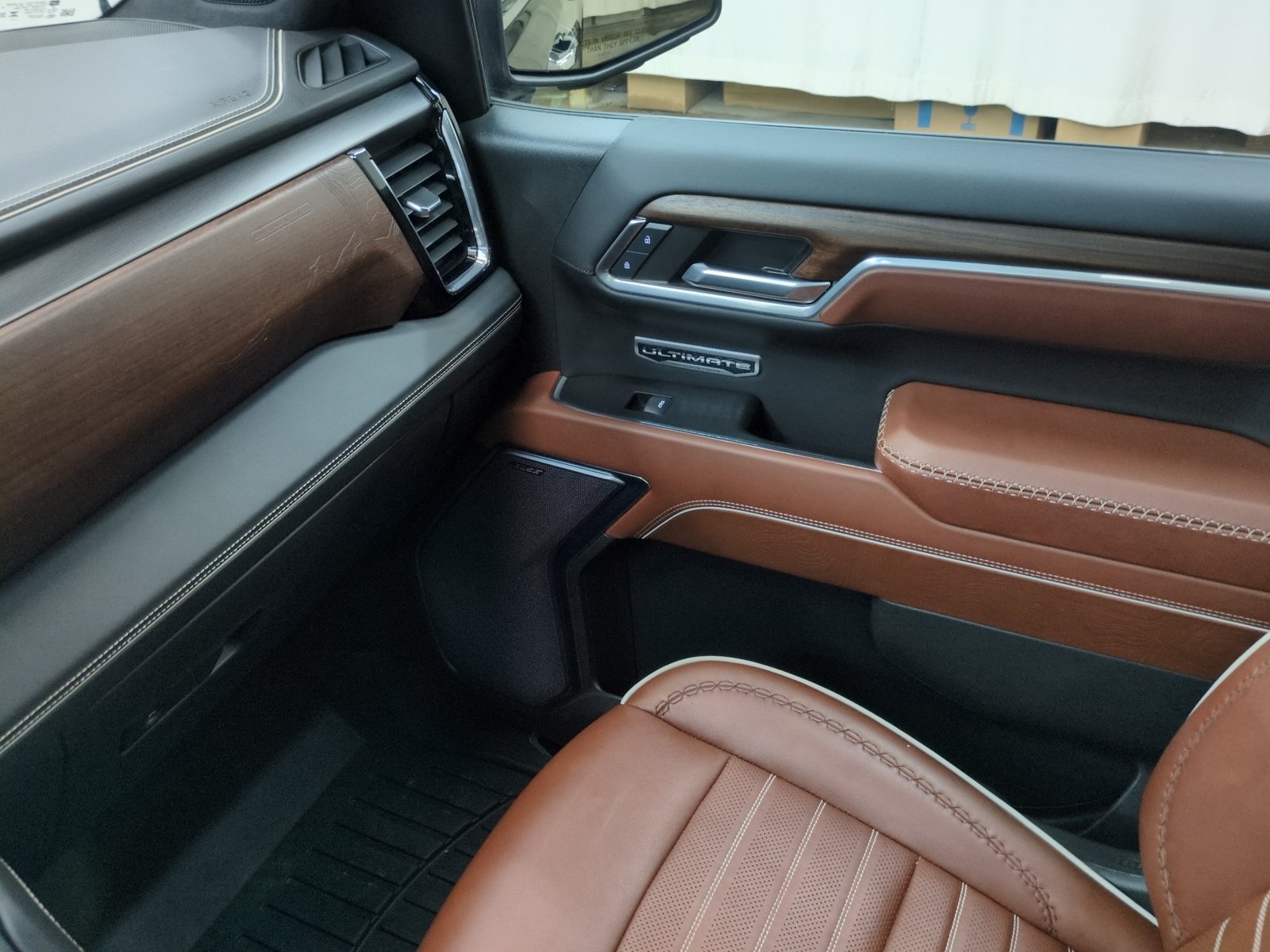 Used 2024 GMC Sierra 1500 Denali Ultimate AWD/4WD image 24