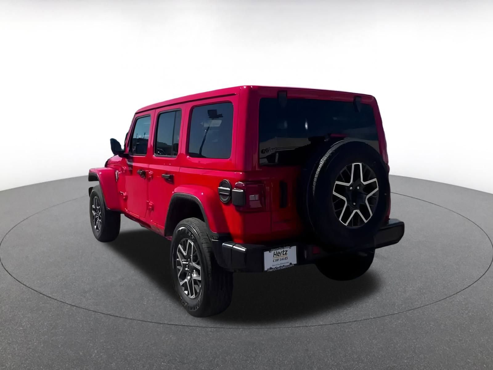 Used 2025 Jeep Wrangler Sahara image 9