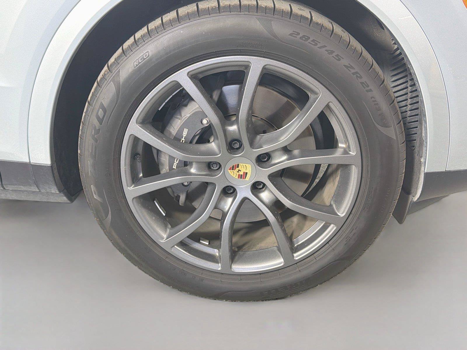 Certified 2024 Porsche Cayenne Coupe AWD/4WD image 14