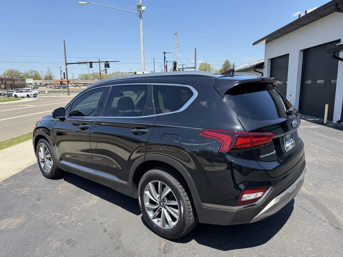 Used 2019 Hyundai Santa Fe Limited AWD/4WD image 3