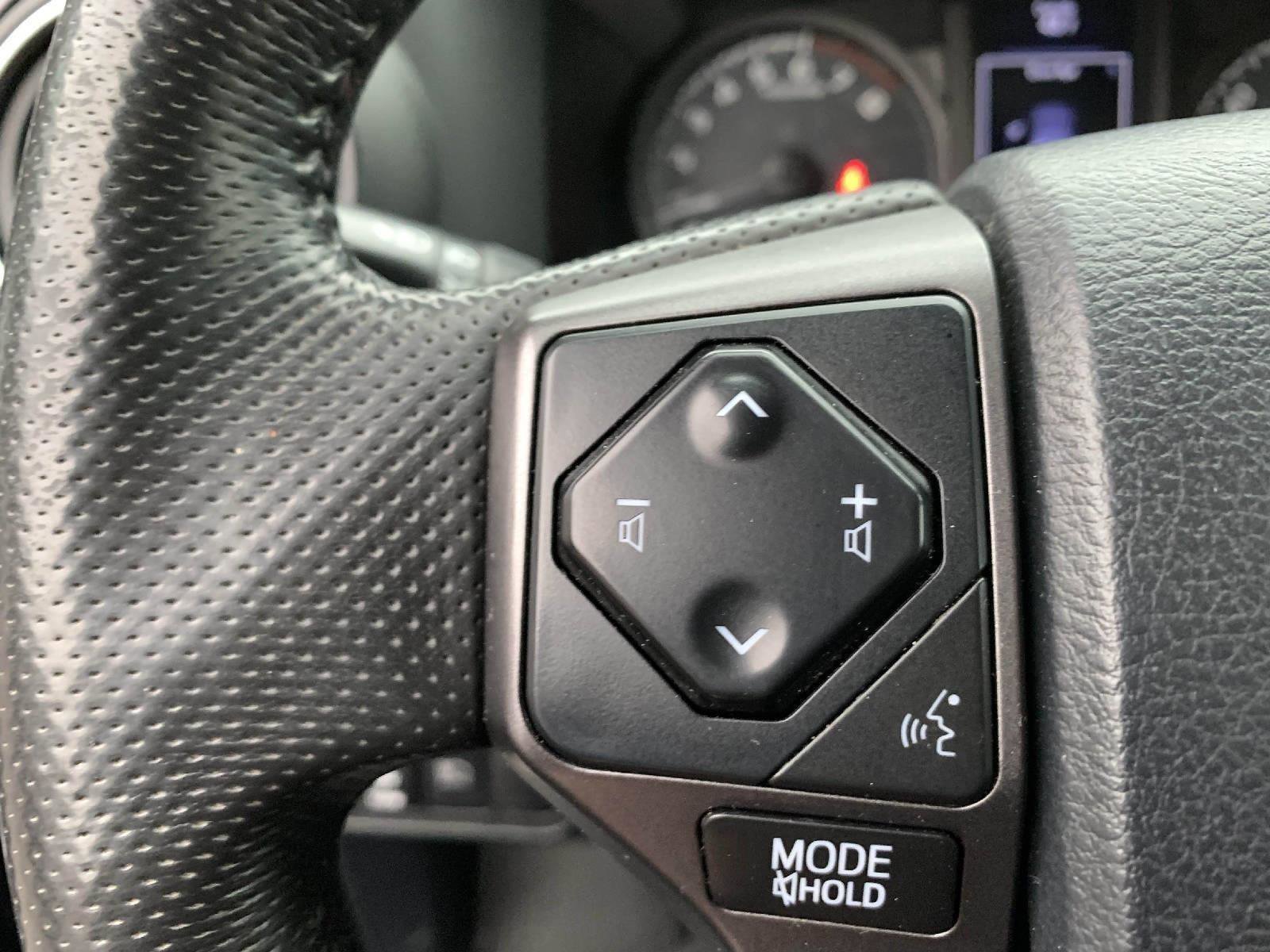 Used 2019 Toyota Tacoma TRD Off-Road image 15