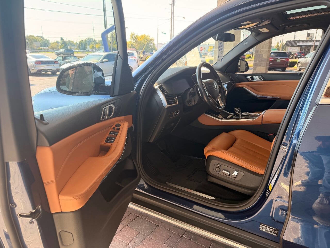 Used 2019 BMW X5 xDrive40i w/ Convenience Package image 19