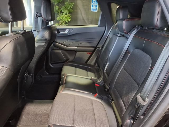 Certified 2025 Ford Escape ST-Line image 21
