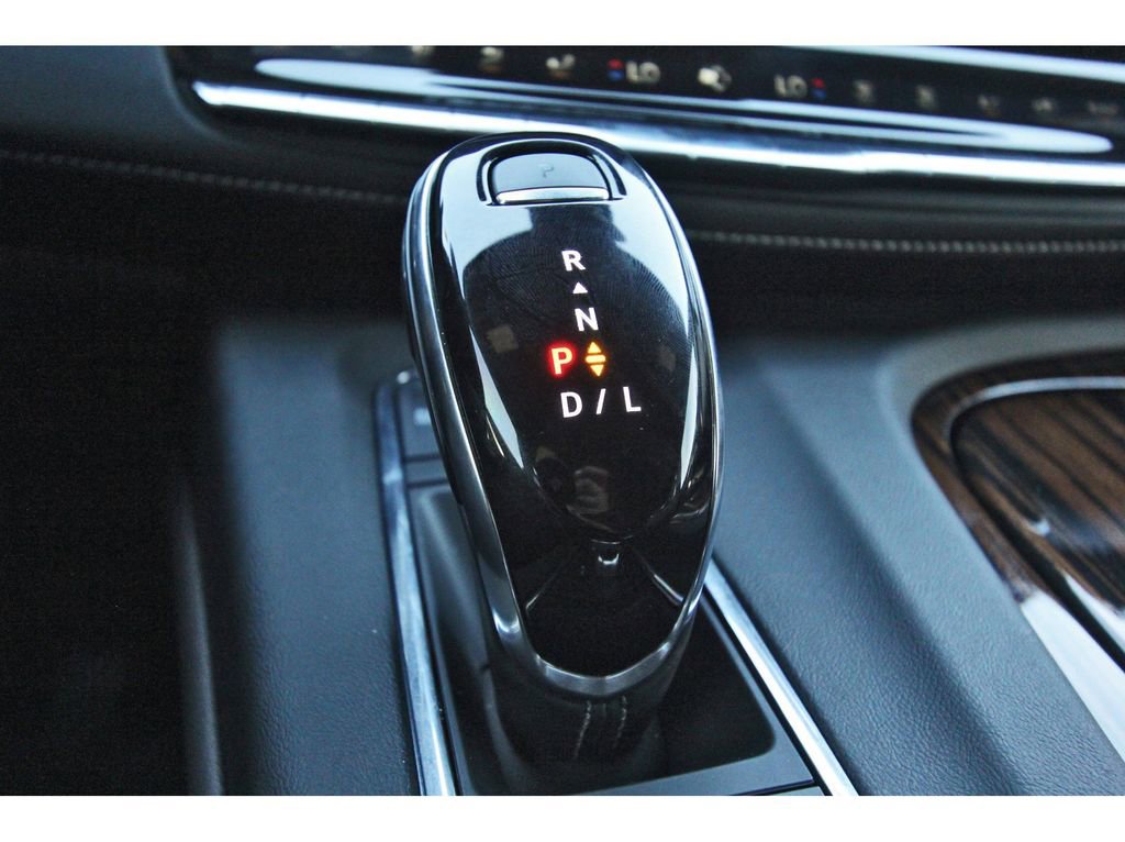 Used 2024 Cadillac Escalade Luxury image 26