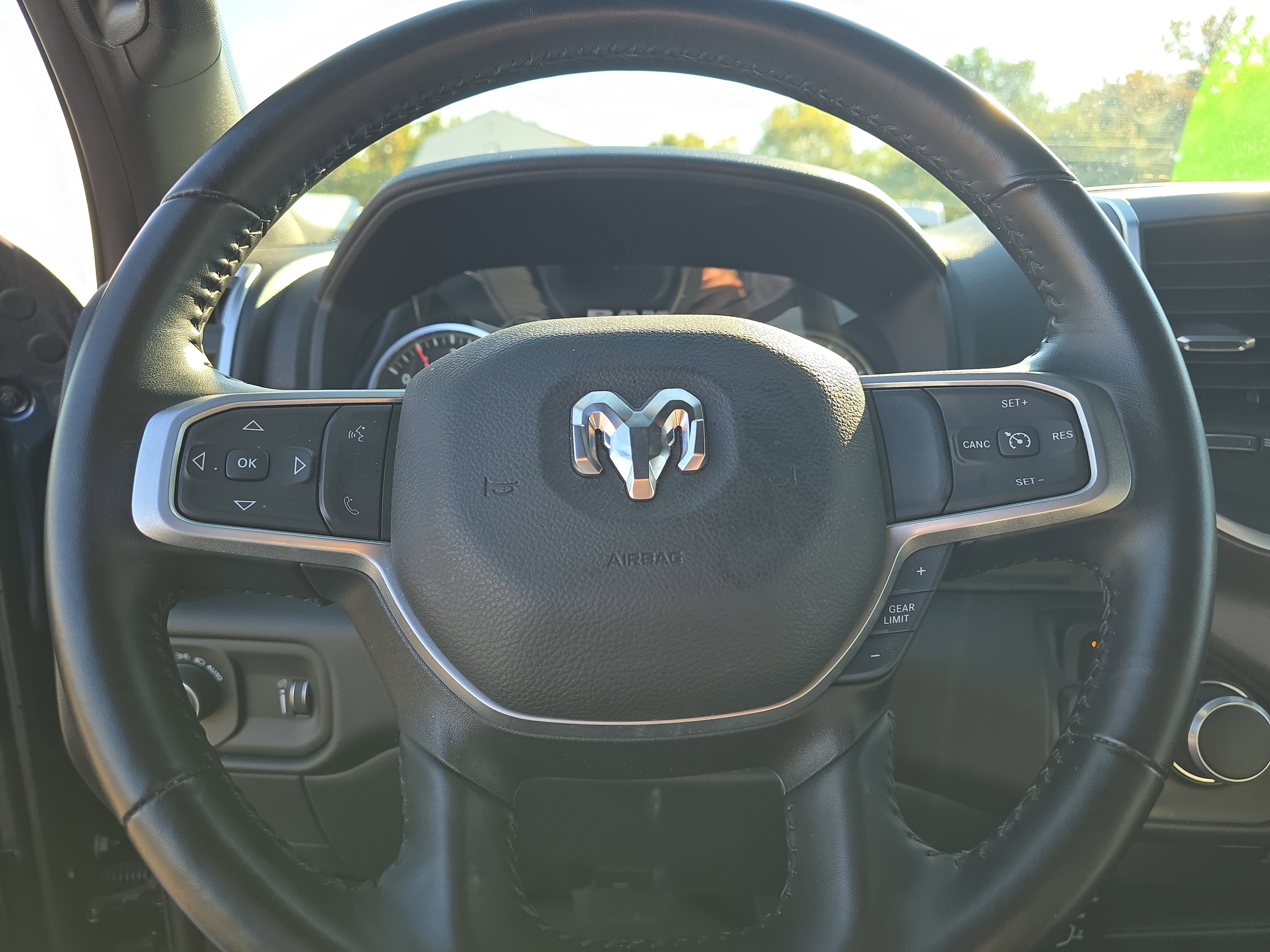 Used 2024 RAM 2500 Big Horn w/ Bed Utility Group image 15