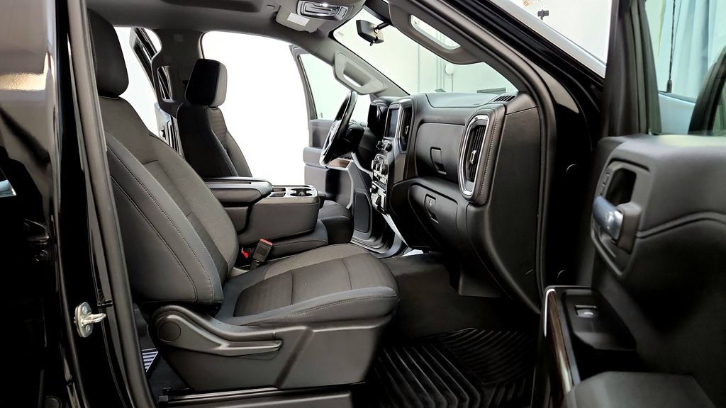 Used 2019 Chevrolet Silverado 1500 LT w/ All-Star Edition AWD/4WD image 17