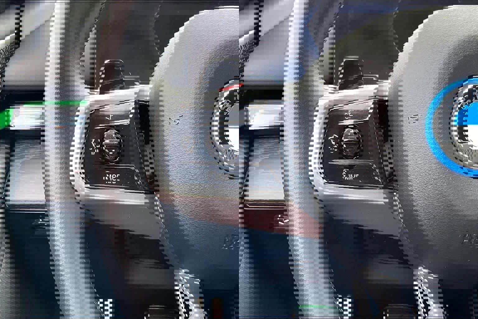 Certified 2024 BMW i5 eDrive40i w/ M Sport Package image 25