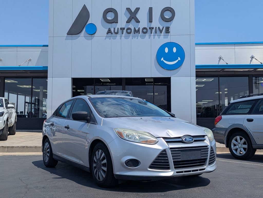 Used 2012 Ford Focus S FWD image 1