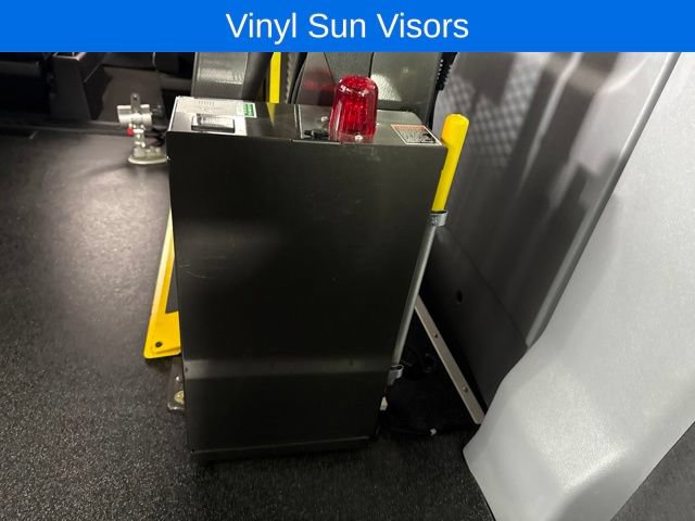 Used 2018 Ford Transit 350 XLT RWD image 19