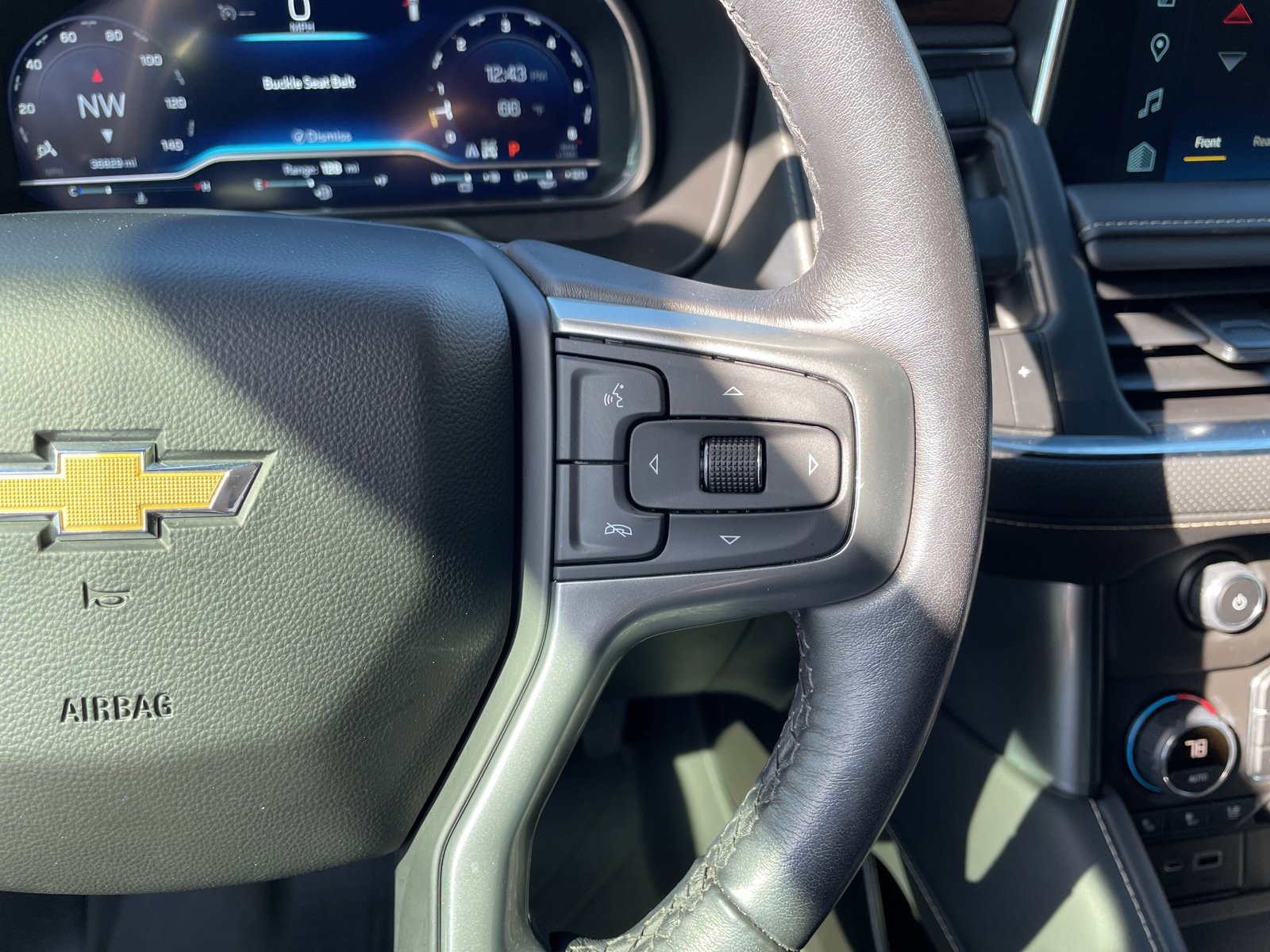 Used 2023 Chevrolet Tahoe Premier image 18