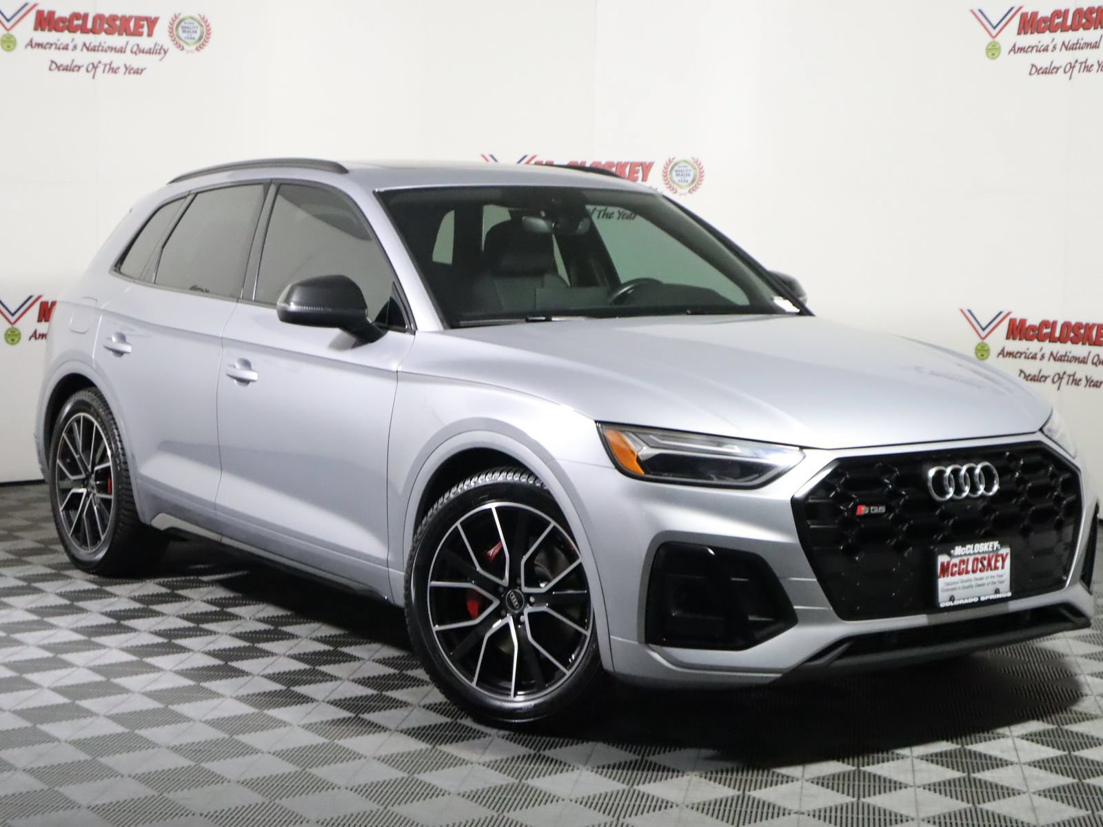 Used 2023 Audi SQ5 Premium Plus AWD/4WD image 2