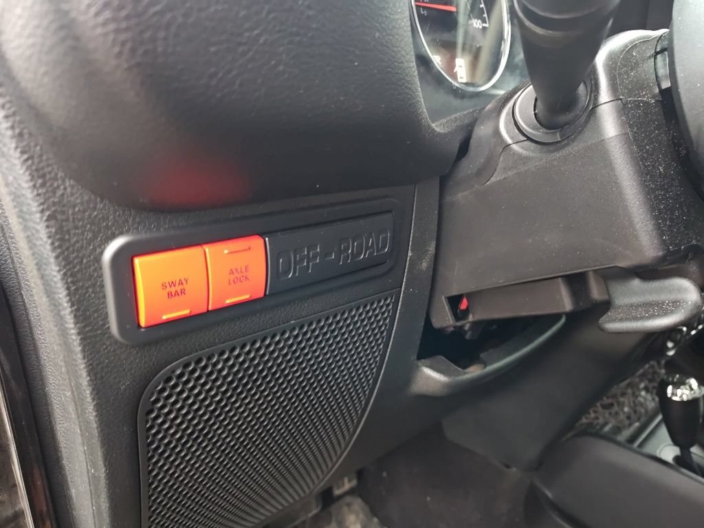 Used 2016 Jeep Wrangler Unlimited Rubicon AWD/4WD image 10