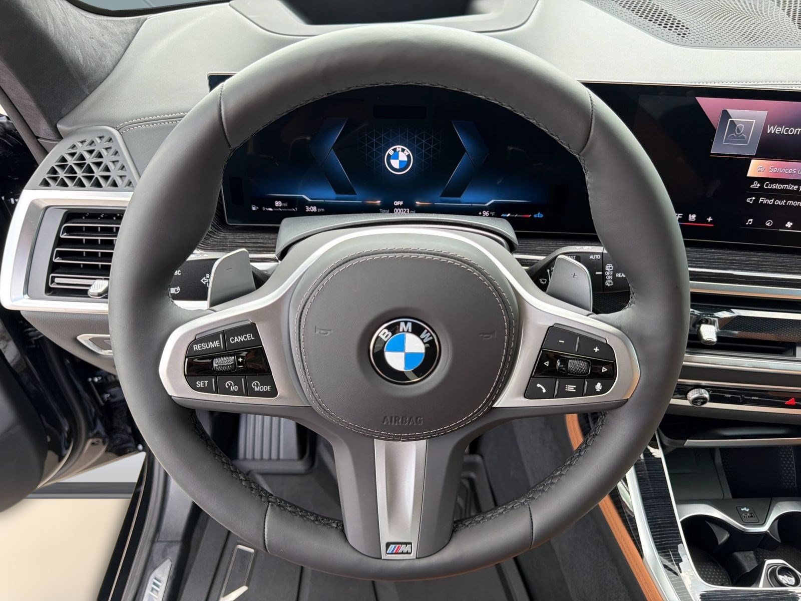 New 2027 BMW X7 xDrive40i w/ M Sport Package AWD/4WD image 14