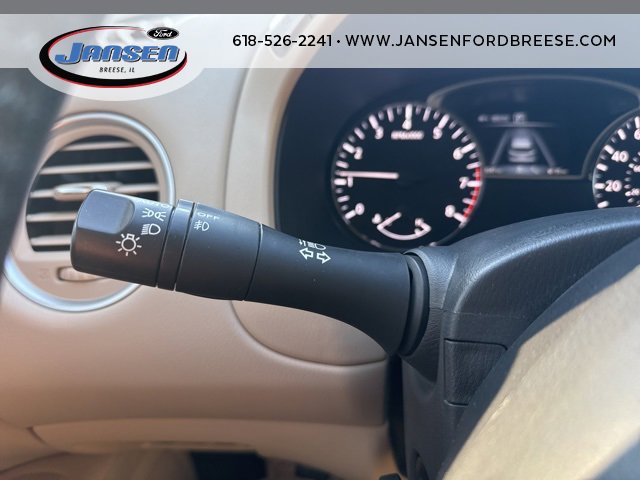 Used 2018 Nissan Pathfinder Platinum image 19