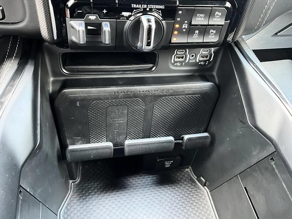 Used 2023 RAM 1500 Limited AWD/4WD image 25