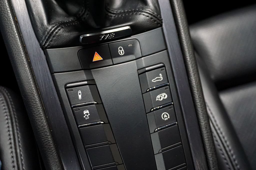 Used 2019 Porsche 718 Cayman RWD image 27